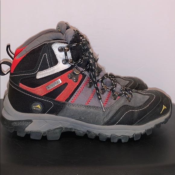 Pacific Mountain Waterproof Outdoor Boots - Picture 1 of 5